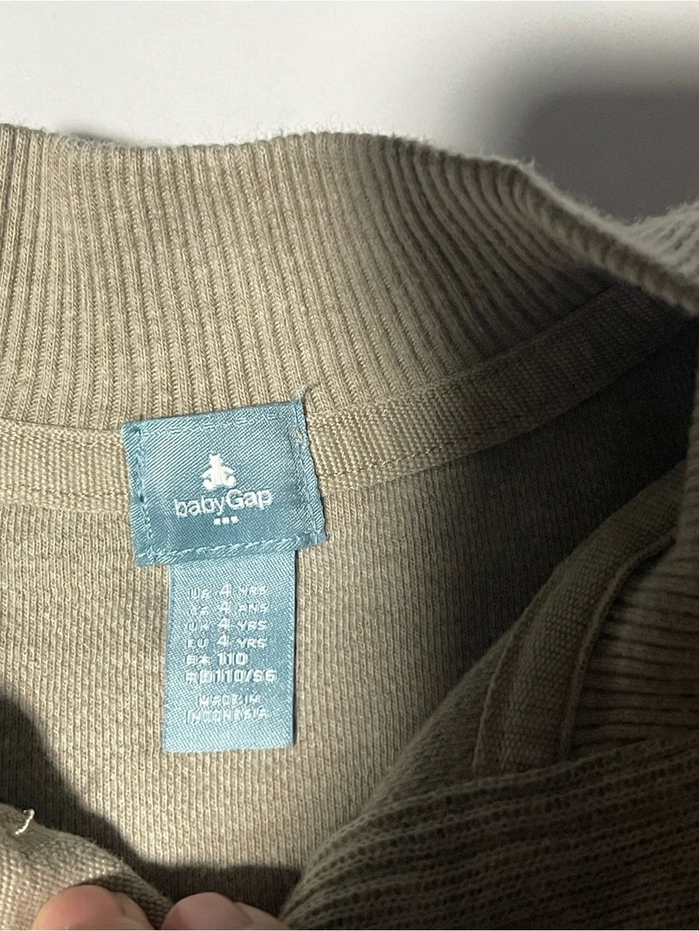 babyGap Ribbed Knit Long Sleeve Henley Sweater - Tan / Beige - Size 4T (4 YRS)